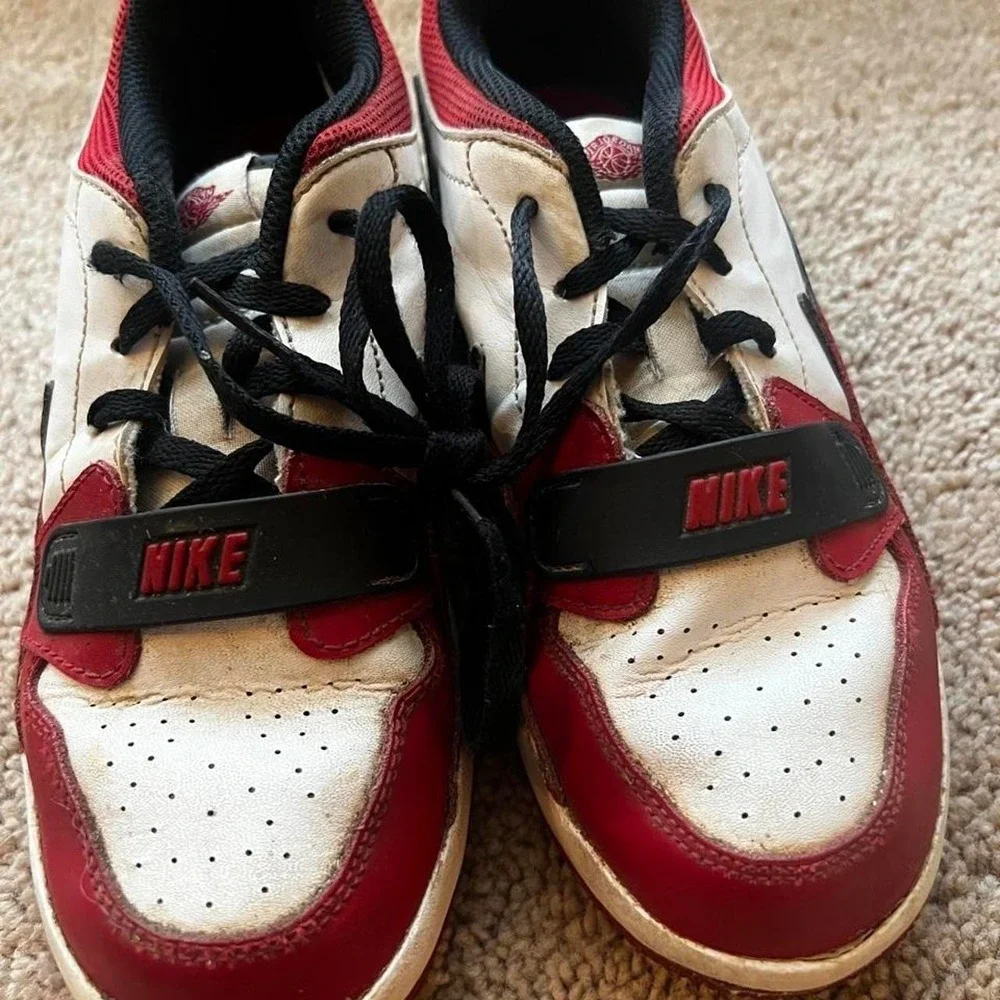 Jordan Retro Red Size 2.5